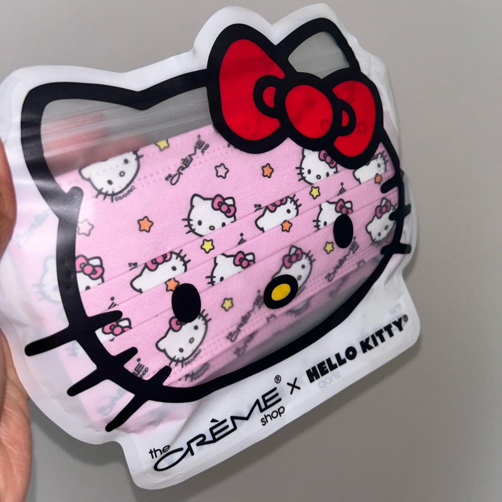 The Creme Shop Hello Kitty Disposable Face Masks